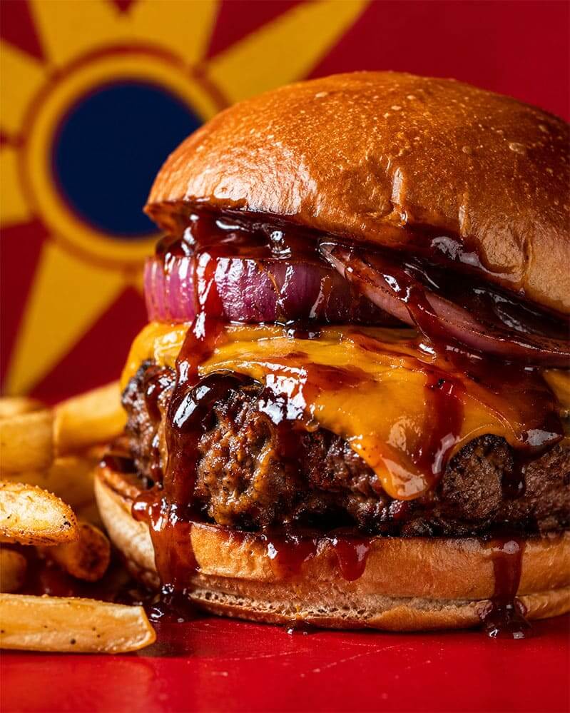 Burger con Cheddar y Barbecue Kansas